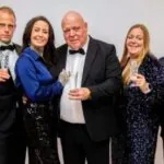 Gebroken Peter Gillis deelt slecht nieuws: “Het is voorbij” 💔