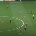 Oranje-kijkers gaan helemaal los en wijzen naar een speler: ”Echt nooit meer selecteren”